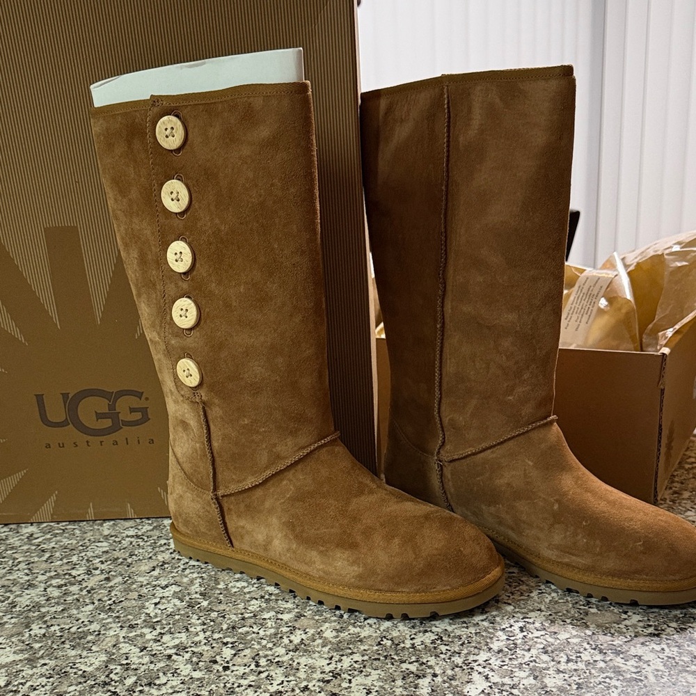UGG Women's Tan Suede Buttoned Boots